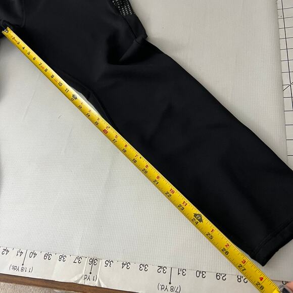 Athleta Black Radiant Grid High Traverse Leggings Pockets Women's Size XL - Picture 5 of 9